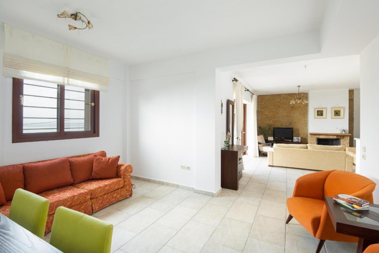 Seagrove, Beachfront Villa In Possidi #Feelslikehome Skála Foúrkas Exterior foto